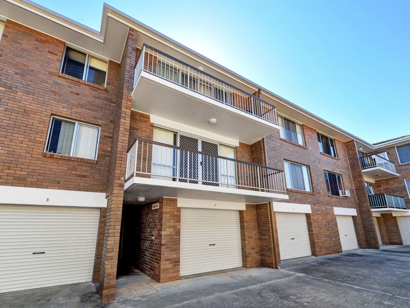 3/43 Chelsea Ave, Broadbeach QLD 4218