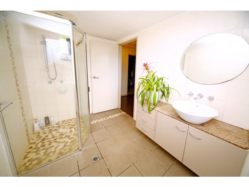 3/43 Chelsea Ave, Broadbeach QLD 4218