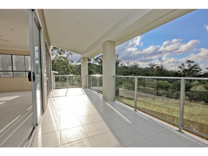 39B Diamantina Circuit, Pacific Pines QLD 4211