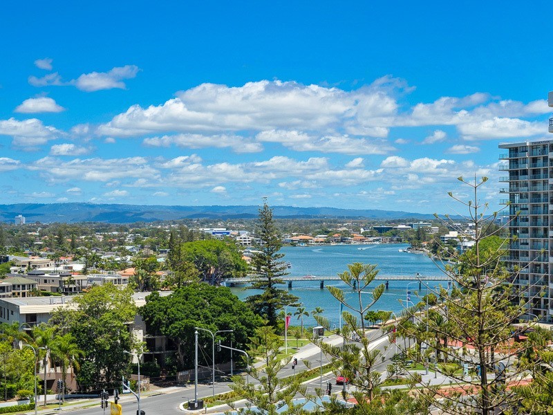 Apt 35/18 ‘The Regent’ Aubrey Street, Surfers Paradise QLD 4217