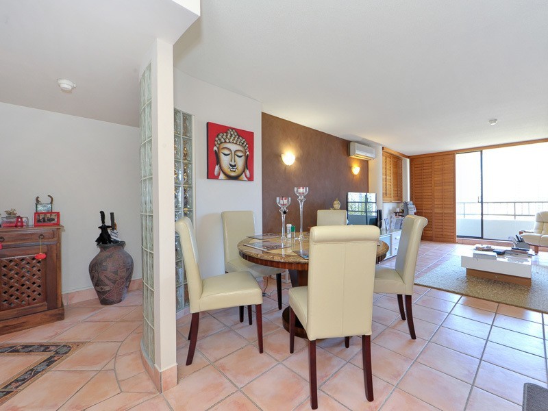 Apt 35/18 ‘The Regent’ Aubrey Street, Surfers Paradise QLD 4217