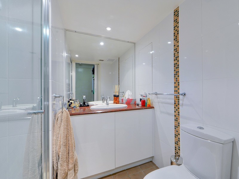 Apt 35/18 ‘The Regent’ Aubrey Street, Surfers Paradise QLD 4217