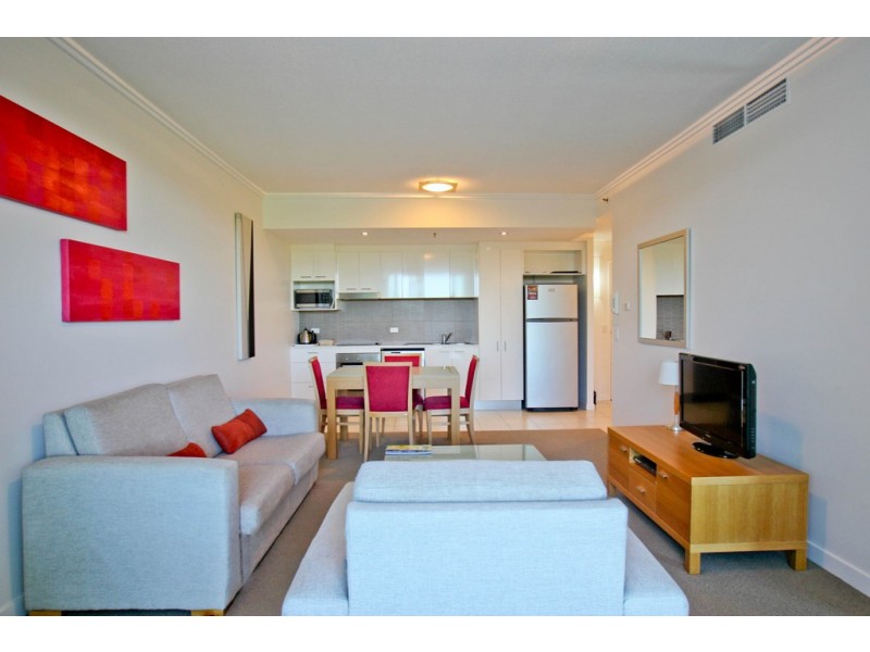 2223/33 T E Peters Drive”Fresh Water Point, Broadbeach Waters QLD 4218