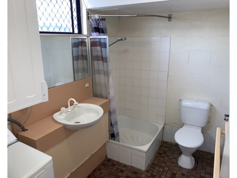 9/2877 Gold coast Hwy”Club Surfers”, Surfers Paradise QLD 4217