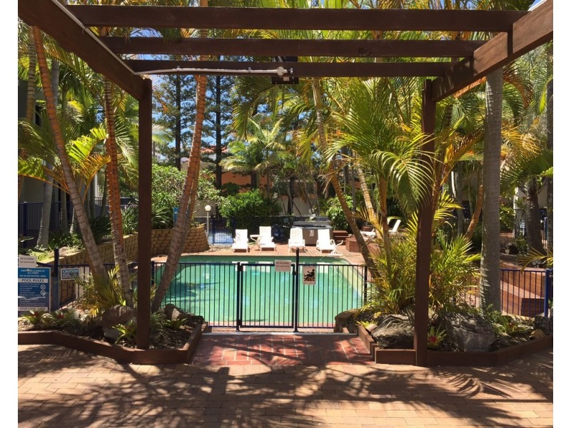 9/2877 Gold coast Hwy”Club Surfers”, Surfers Paradise QLD 4217