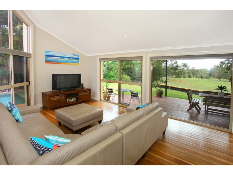 12 Chatswood Court, Robina QLD 4226