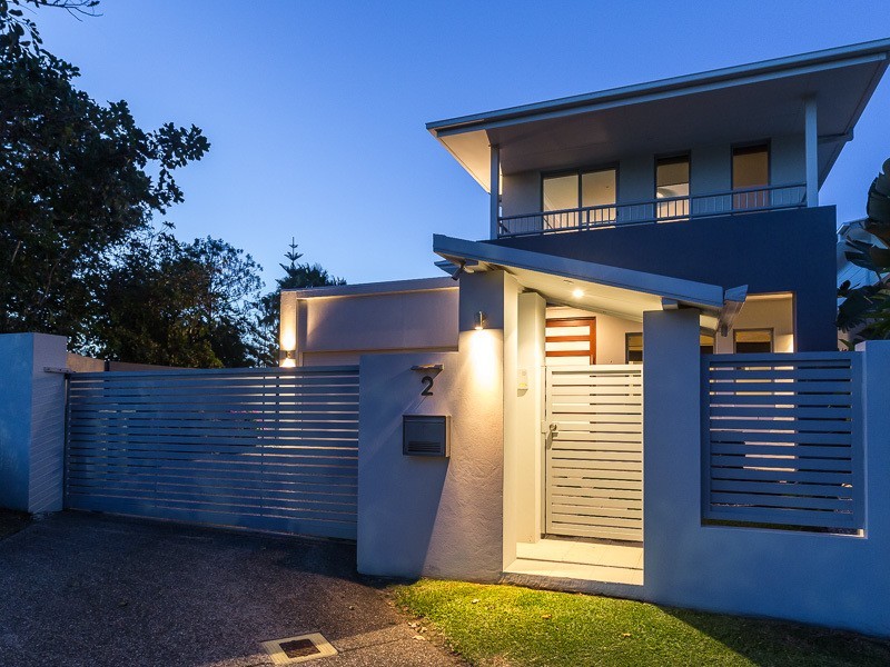 2 Onshore Place, Helensvale QLD 4212