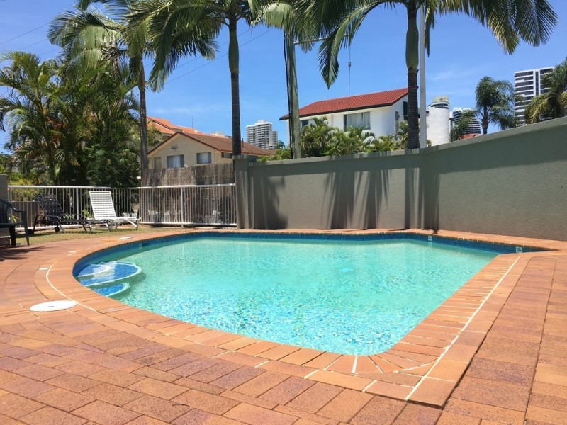 2/2761 Gold Coast Hwy, Broadbeach QLD 4218