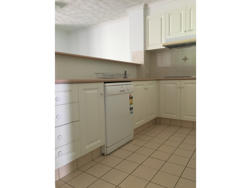 2/2761 Gold Coast Hwy, Broadbeach QLD 4218