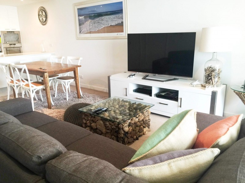 1407/33 T E Peters Drive”Fresh Water Point, Broadbeach Waters QLD 4218