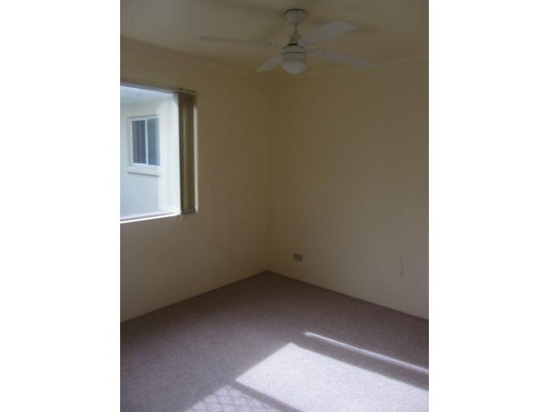 13/25 Federation Avenue, Broadbeach QLD 4218
