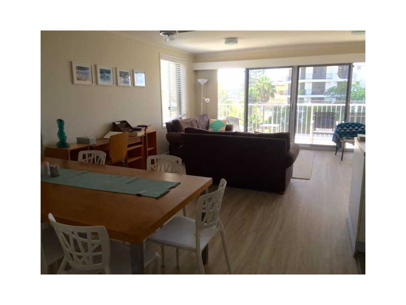 16/111 Old Burleigh Road, Broadbeach QLD 4218