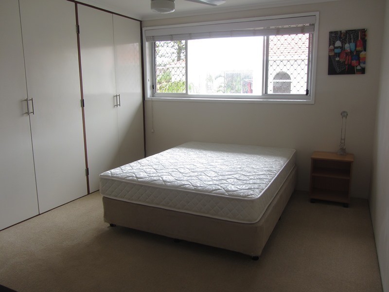 16/111 Old Burleigh Road, Broadbeach QLD 4218