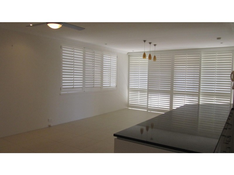 12/13 Federation Avenue, Broadbeach QLD 4218