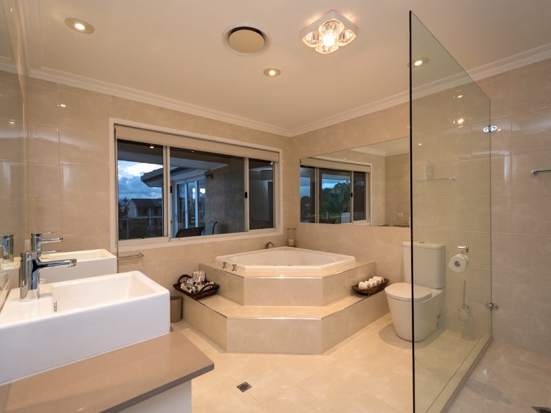 9 Wallaby Place, Sorrento QLD 4217