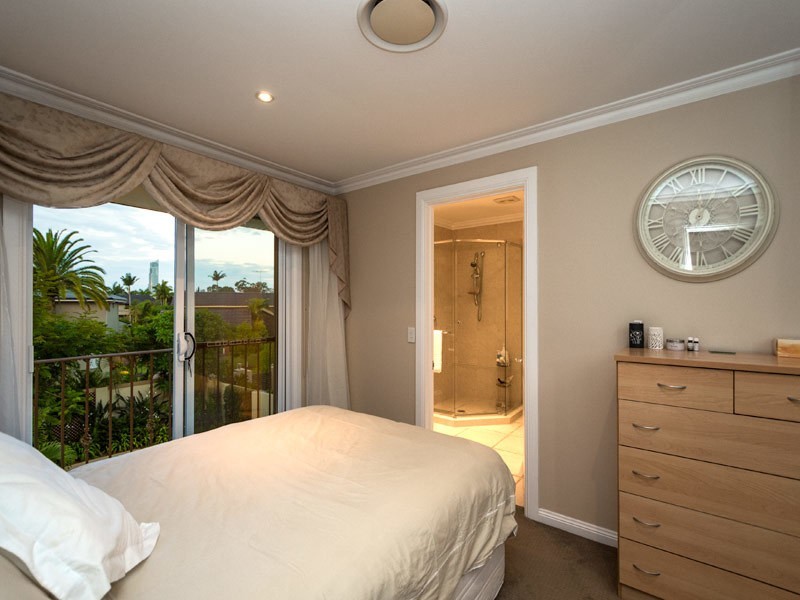 9 Wallaby Place, Sorrento QLD 4217