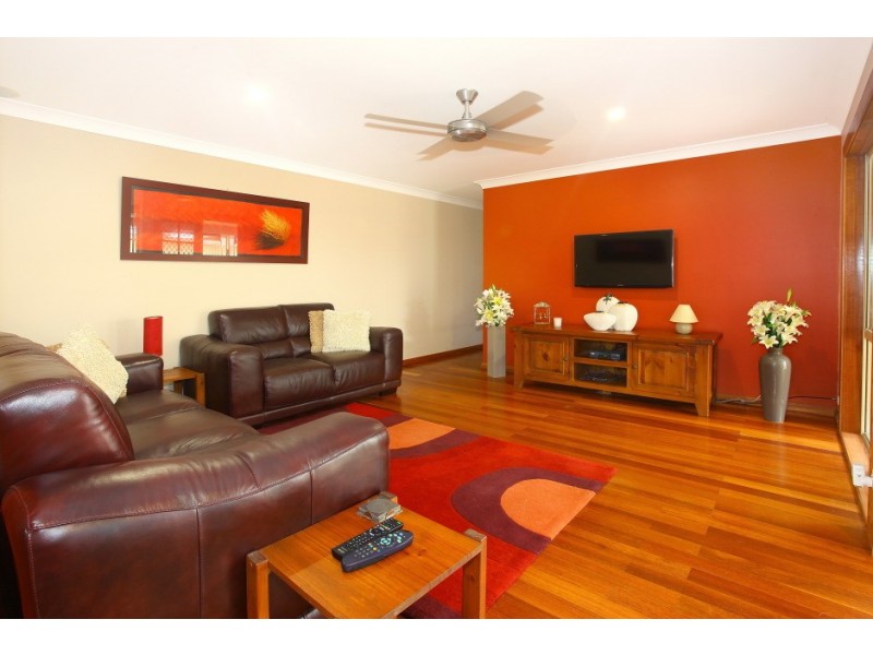2/10 Catherine Court, Labrador QLD 4215