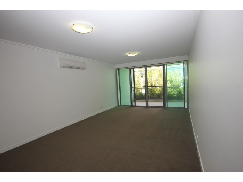 6/6 Miami Key, Broadbeach Waters QLD 4218