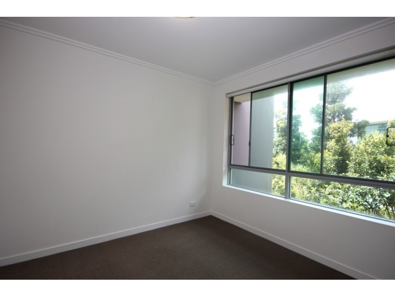 6/6 Miami Key, Broadbeach Waters QLD 4218