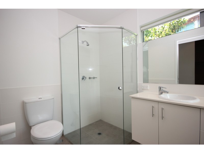 6/6 Miami Key, Broadbeach Waters QLD 4218
