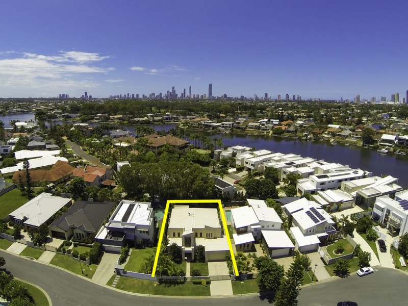 14 Waterview Crescent, Sorrento QLD 4217