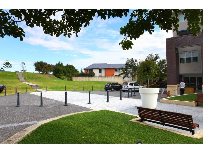 3314 Central Place, Carrara QLD 4211