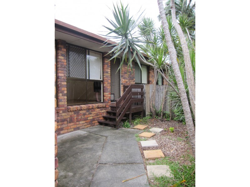 1/23 Albion Ave, Miami QLD 4220
