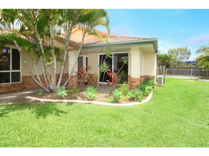 4 Lumley Street, Mudgeeraba QLD 4213