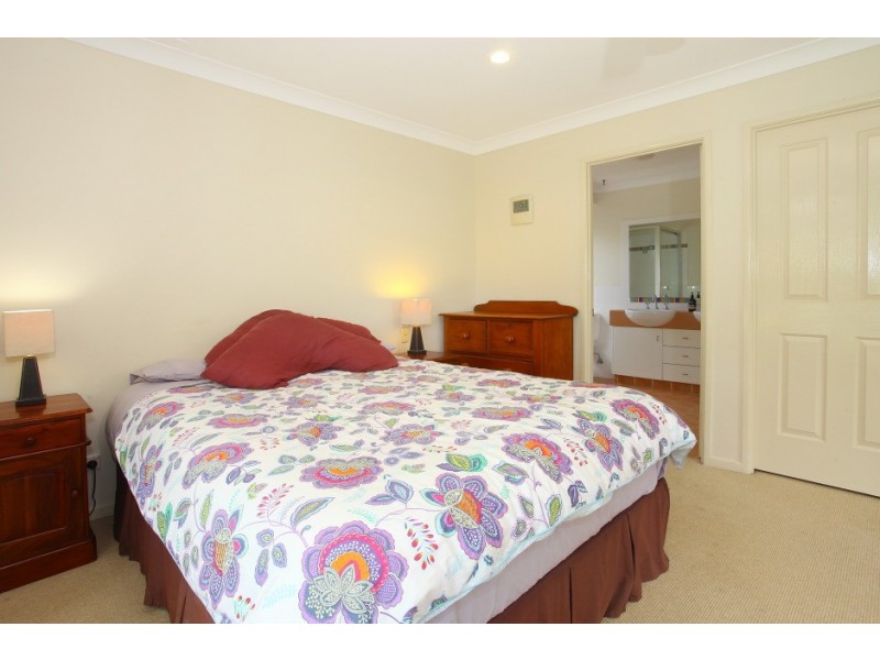4 Lumley Street, Mudgeeraba QLD 4213