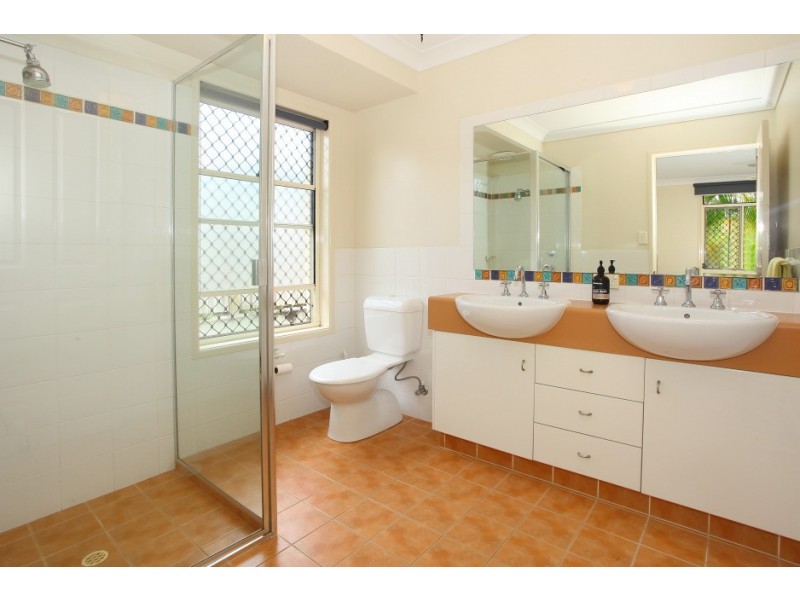 4 Lumley Street, Mudgeeraba QLD 4213