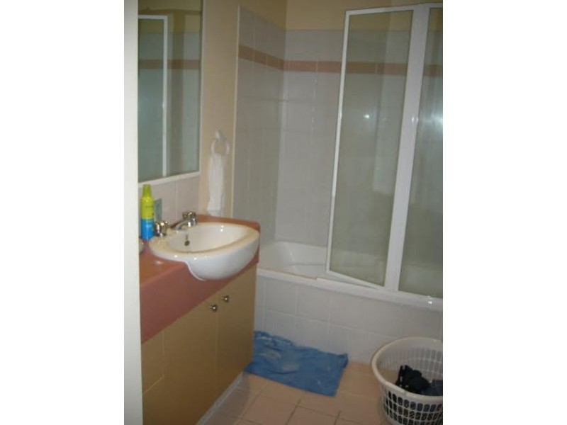 10/206 Queen Street, Southport QLD 4215