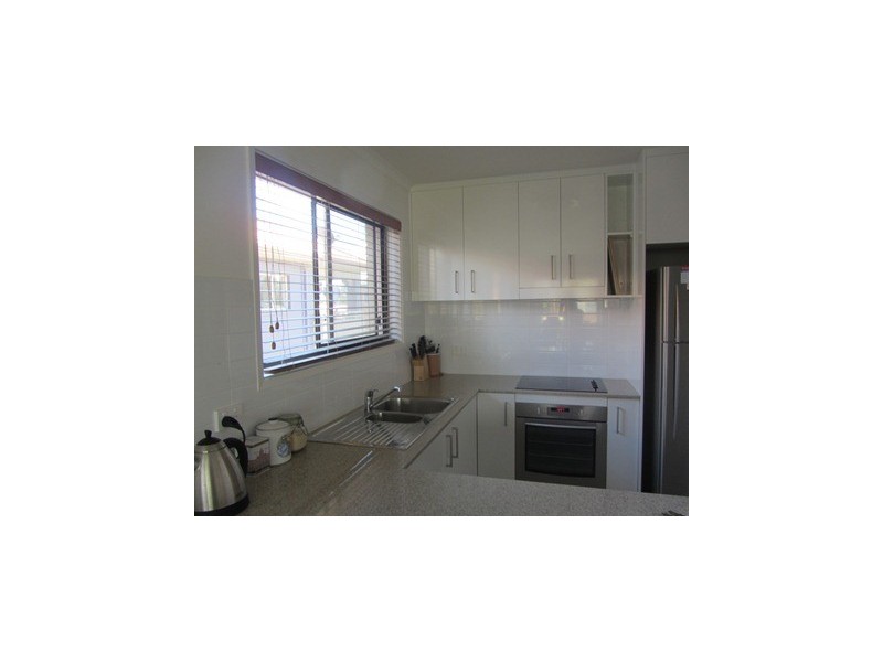 5/17 Britannia Avenue, Broadbeach QLD 4218