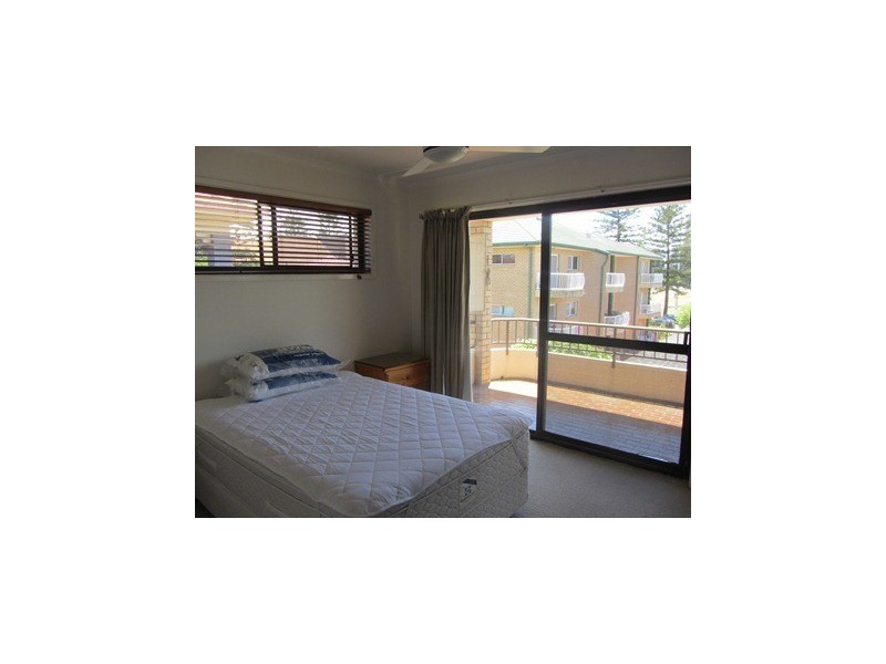 5/17 Britannia Avenue, Broadbeach QLD 4218