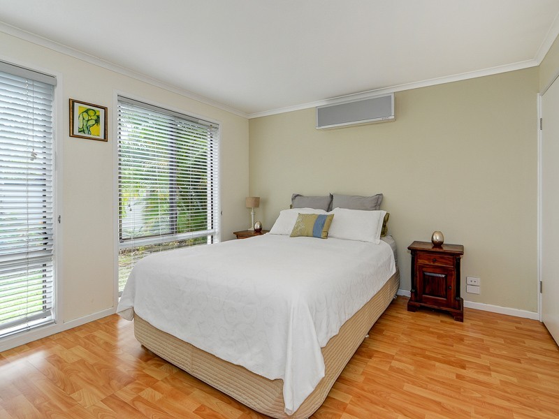 3 Ballandra Court, Mermaid Waters QLD 4218