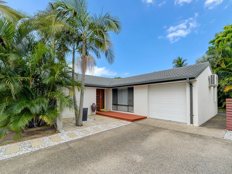 3 Ballandra Court, Mermaid Waters QLD 4218
