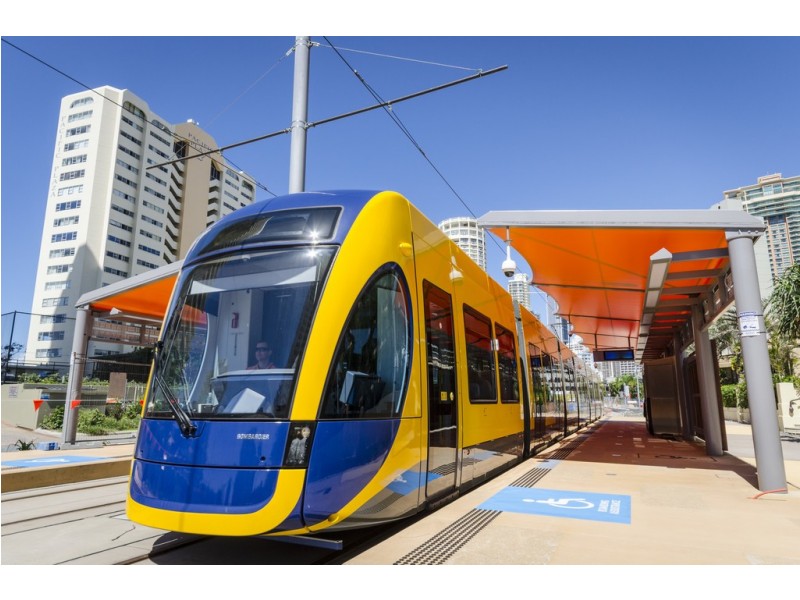 1/32 Second Ave, Broadbeach QLD 4218