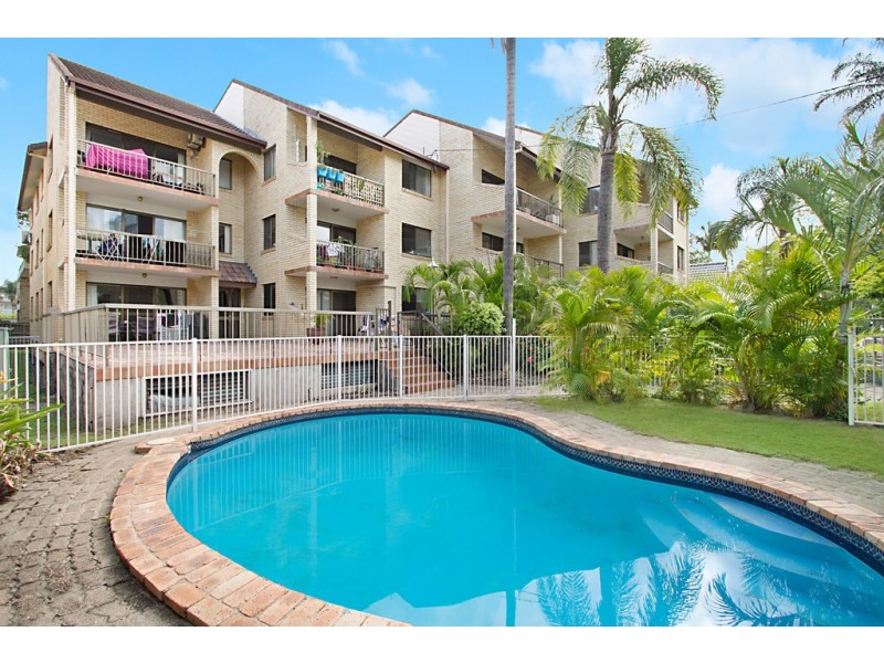 12 ‘Palm Trees’ 16 St Kilda Avenue, Broadbeach QLD 4218