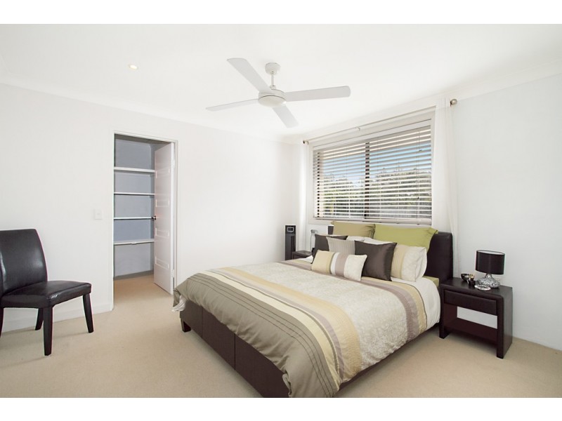12 ‘Palm Trees’ 16 St Kilda Avenue, Broadbeach QLD 4218
