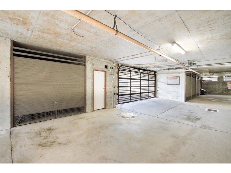 12 ‘Palm Trees’ 16 St Kilda Avenue, Broadbeach QLD 4218