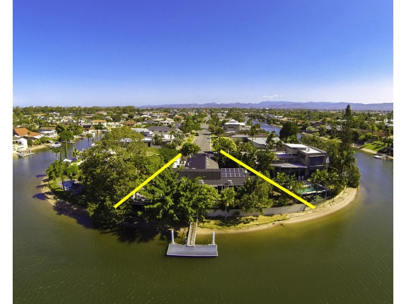 2 Platypus Avenue, Sorrento QLD 4217