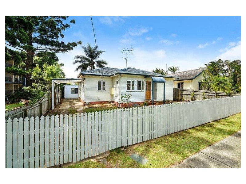 21 Walton St, Southport QLD 4215