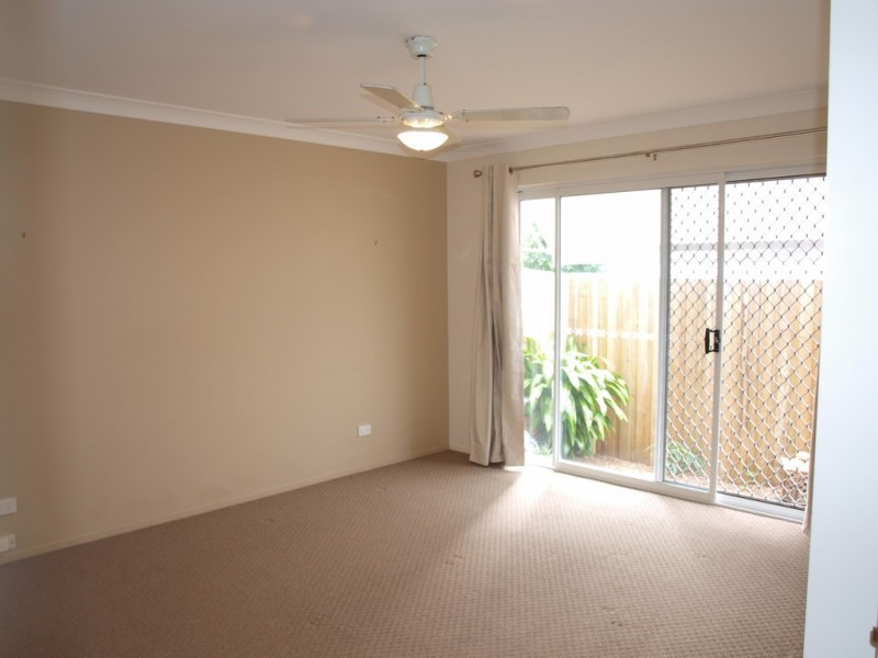 2/30 Birt Ave, Surfers Paradise QLD 4217