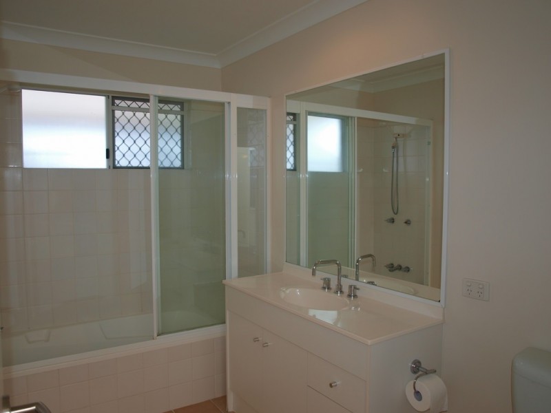 2/30 Birt Ave, Surfers Paradise QLD 4217