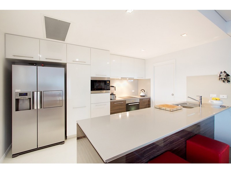 212/22 Ben Lexcen Place, Robina QLD 4226