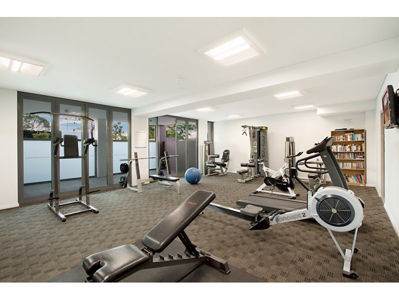 212/22 Ben Lexcen Place, Robina QLD 4226