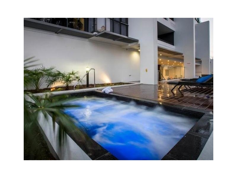 25 ‘Synergy’ 2729-2733 Gold Coast Highway, Broadbeach QLD 4218