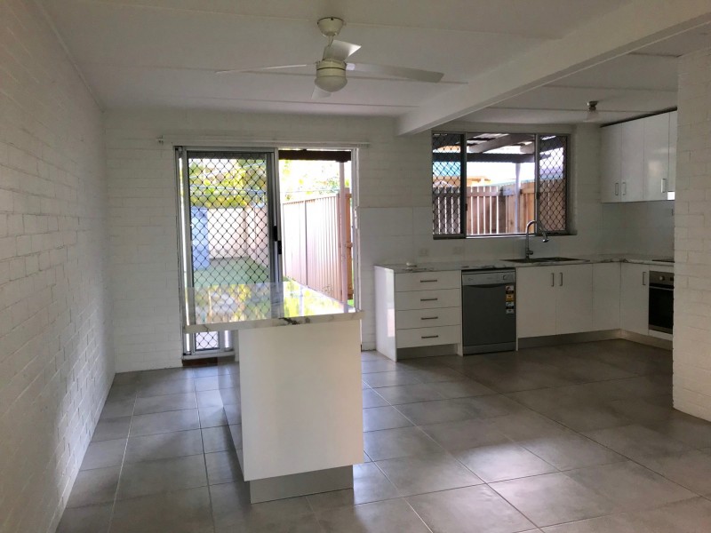 2/20 Monaco Street, Surfers Paradise QLD 4217