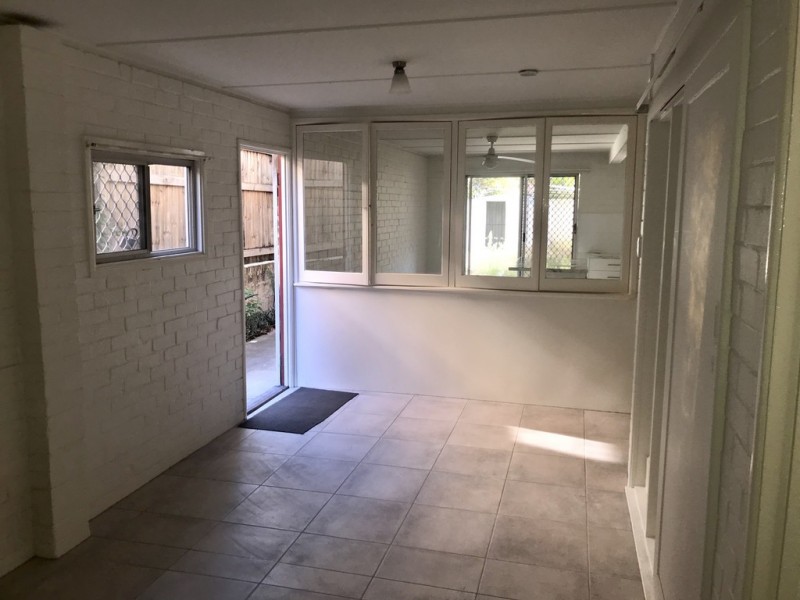 2/20 Monaco Street, Surfers Paradise QLD 4217