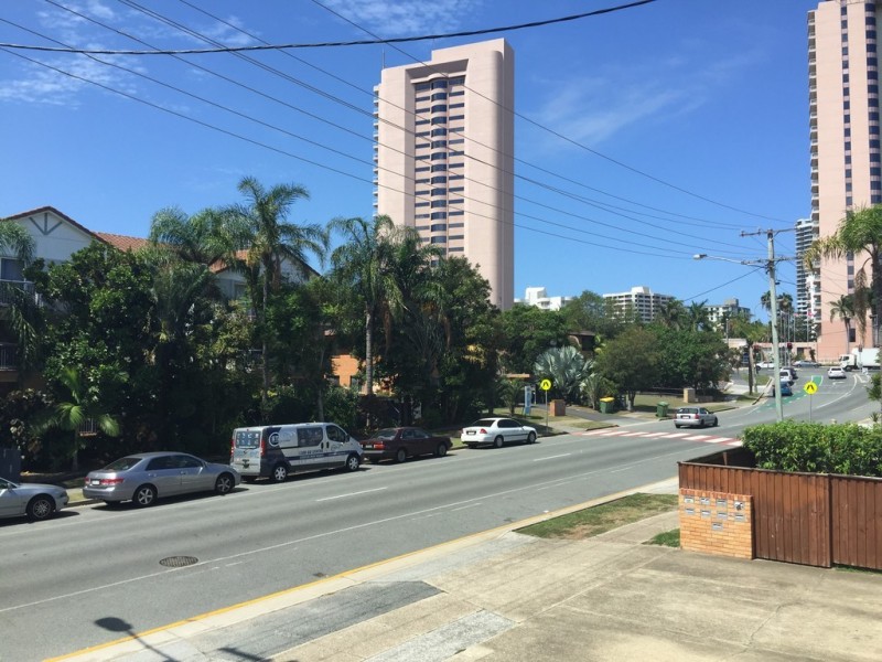 2/20 Monaco Street, Surfers Paradise QLD 4217