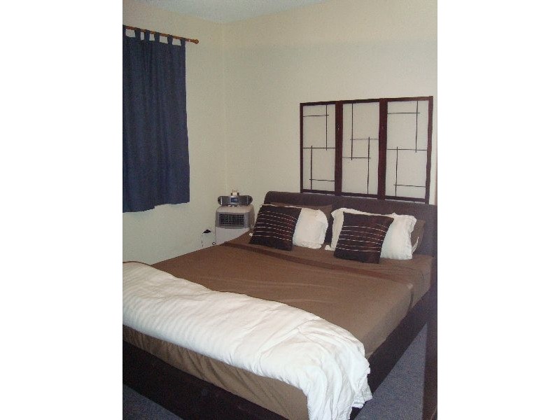 7/126 The Esplanade, Surfers Paradise QLD 4217